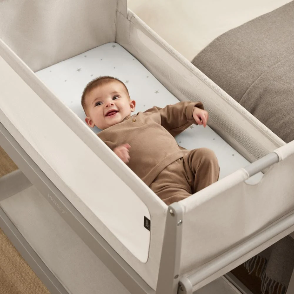 Crib 2 Pack Fitted Sheets - White / Star - Image 3