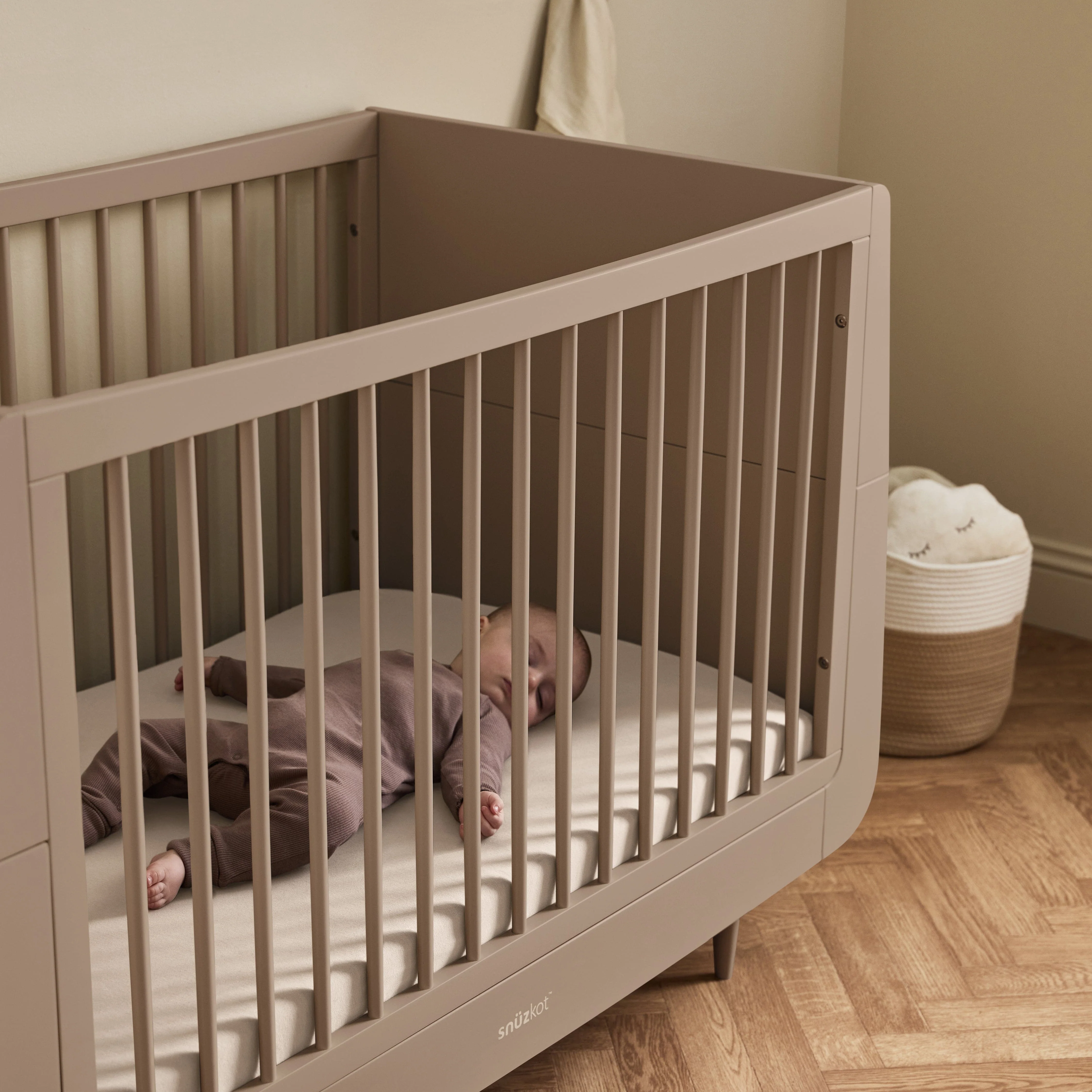 SnuzKot Skandi Cot Bed Mocha - Image 2