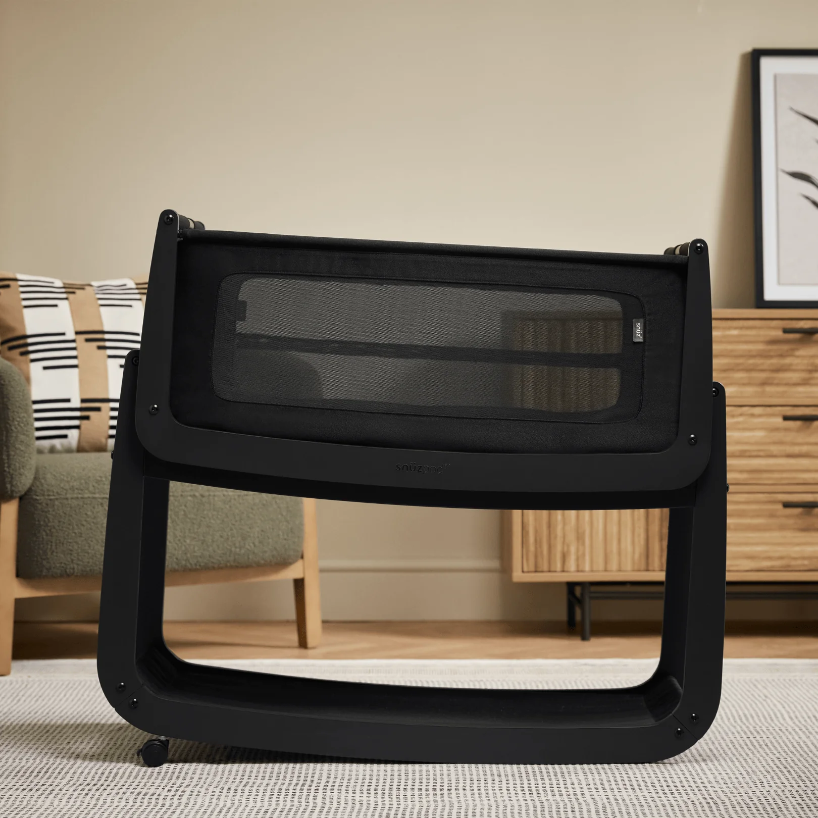 SnuzPod5 Bedside Crib Graphite - Image 9